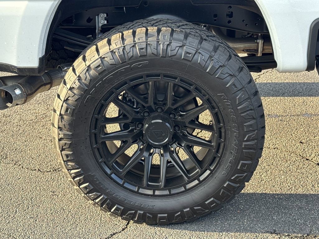 New 2025 Ford F250 Lariat w/ Lariat Ultimate Package image 17