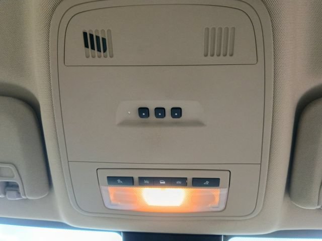 Used 2012 Buick LaCrosse Premium FWD image 7