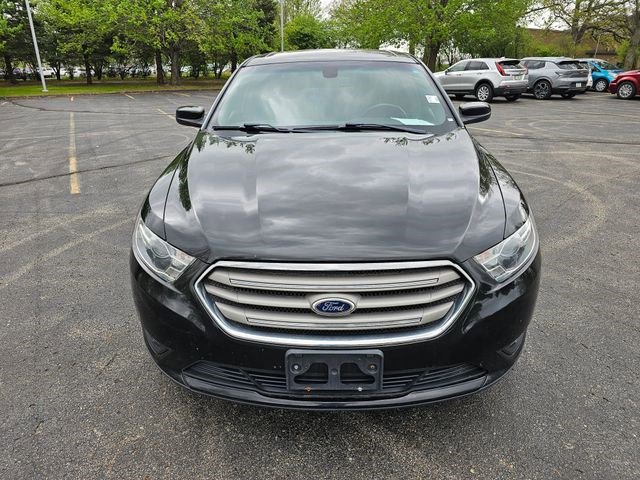 Used 2015 Ford Taurus SEL w/ Equipment Group 201A FWD image 8