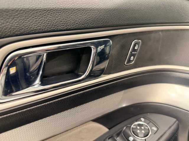 Used 2017 Ford Explorer XLT w/ Equipment Group 202A image 39