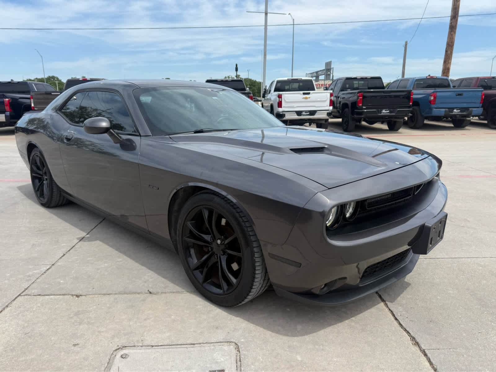 Used 2016 Dodge Challenger R/T Plus RWD image 5