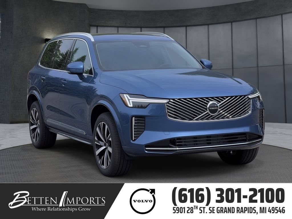 New 2026 Volvo XC90 B5 Core w/ Protection Package Premier