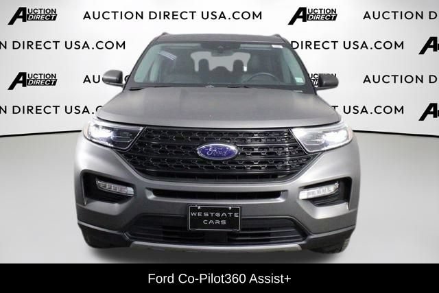 Used 2021 Ford Explorer XLT w/ Equipment Group 202A AWD/4WD image 3