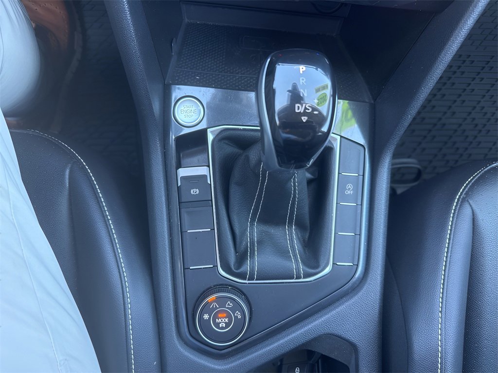 Used 2022 Volkswagen Tiguan SE image 24