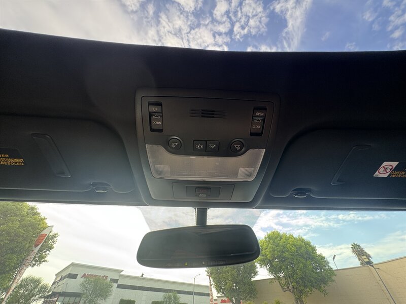 Used 2016 Lexus IS 350 RWD image 49