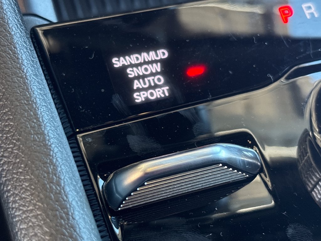 New 2027 Jeep Grand Cherokee Limited AWD/4WD image 14