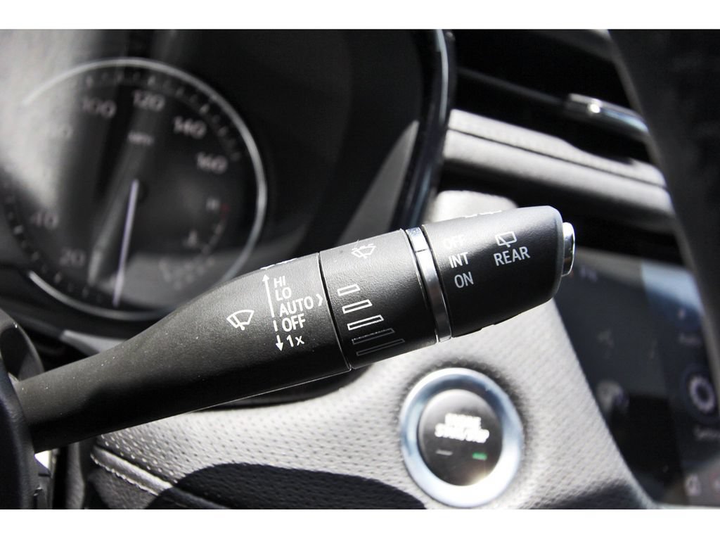 Used 2022 Cadillac XT5 Premium Luxury FWD image 18