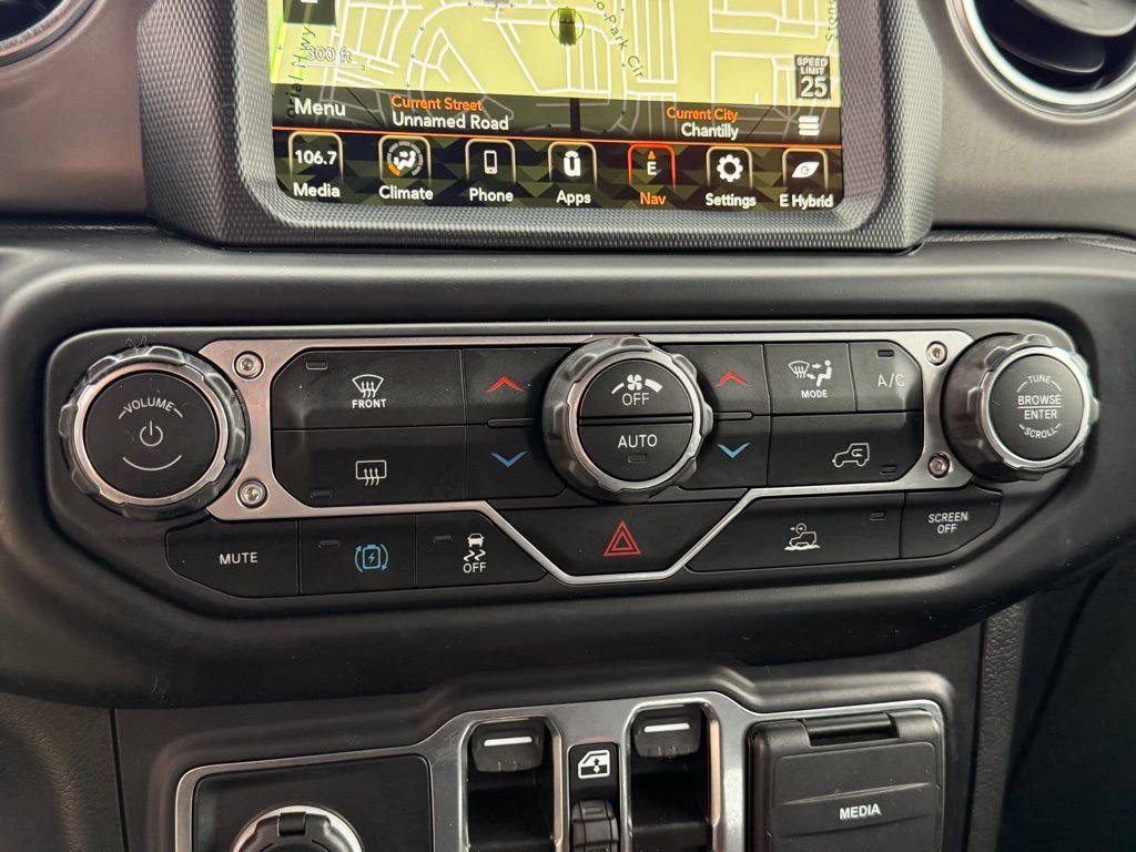 Used 2023 Jeep Wrangler Unlimited Rubicon 4xe image 26