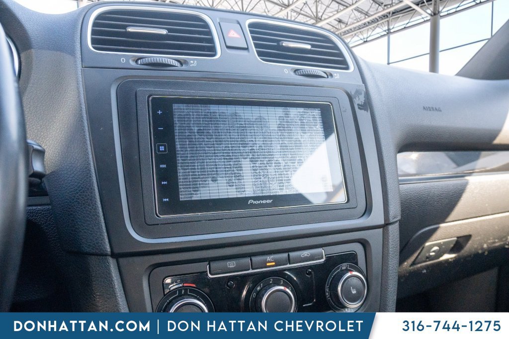 Used 2011 Volkswagen GTI 2-Door FWD image 7