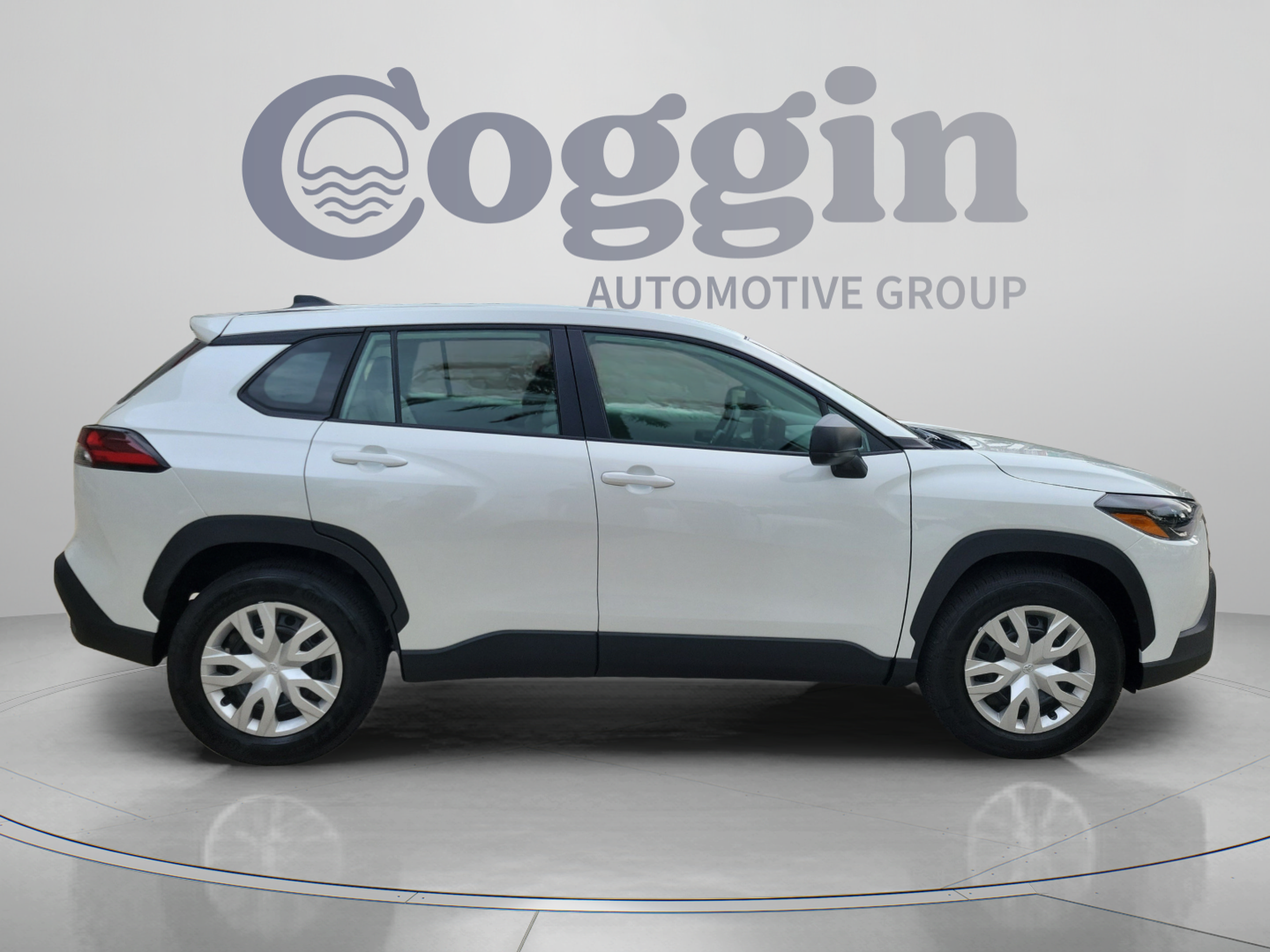 Used 2026 Toyota Corolla Cross L FWD image 4