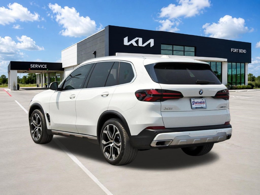Used 2025 BMW X5 sDrive40i w/ Parking Assistance Package RWD image 7