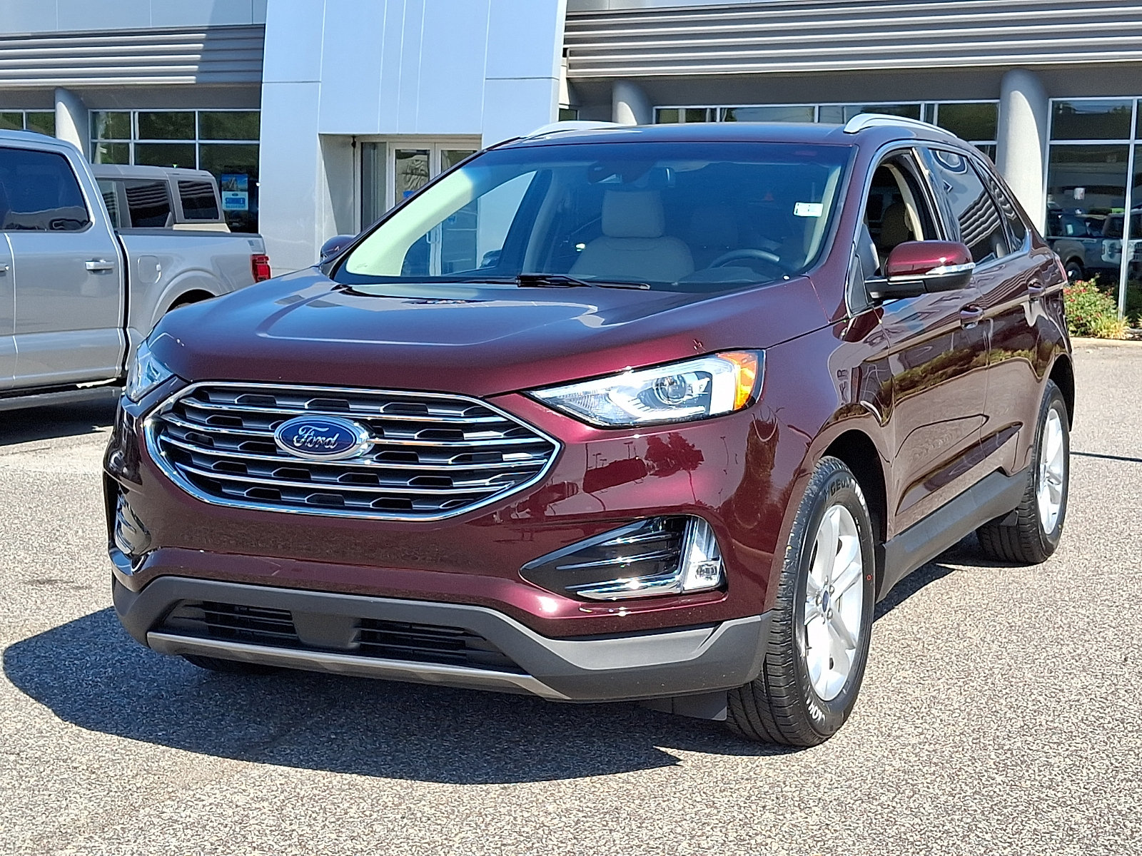 Certified 2020 Ford Edge SEL w/ Convenience Package FWD image 4