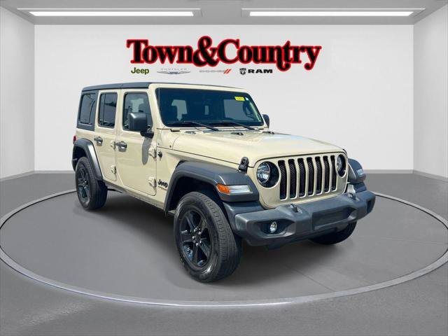 Certified 2022 Jeep Wrangler Unlimited Sport AWD/4WD image 1