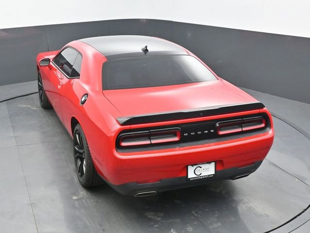Used 2018 Dodge Challenger SXT Plus image 40