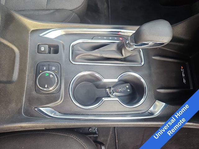 Used 2023 Chevrolet Traverse LT image 15