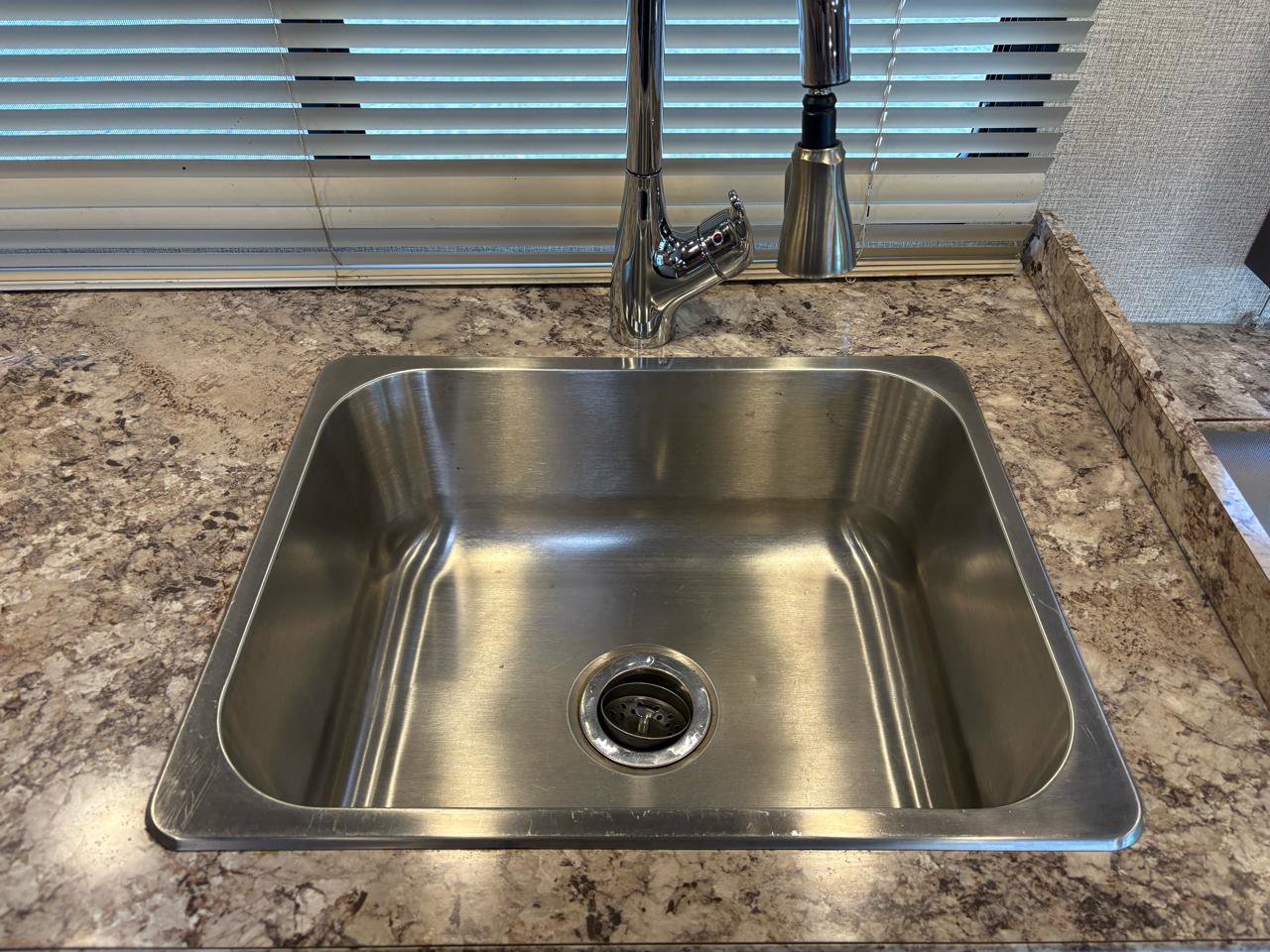 Used 2018 Ford E-450 and Econoline 450 Super Duty w/ Motorhome Prep Package RWD image 62