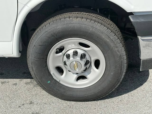 New 2026 Chevrolet Express 3500 w/ Power Convenience Package RWD image 23