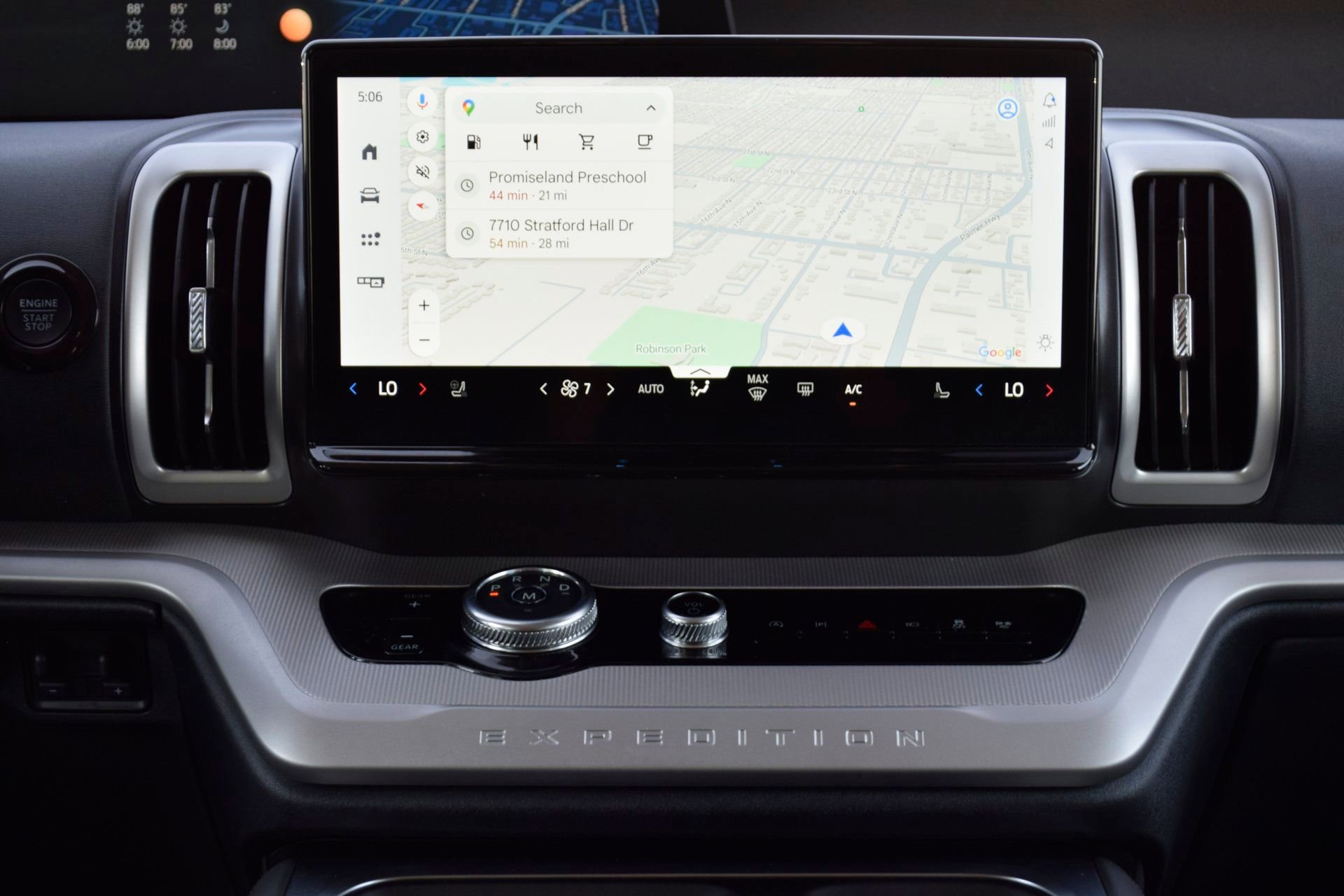 New 2025 Ford Expedition Active image 11