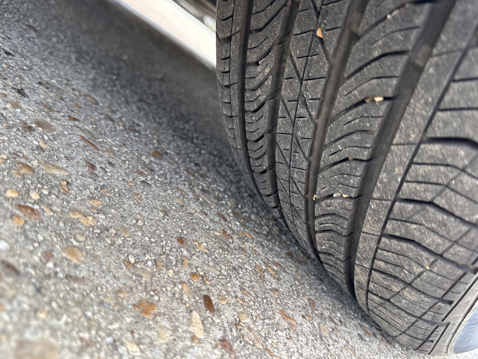 Used 2026 Toyota Camry XLE w/ Premium Plus Package image 9