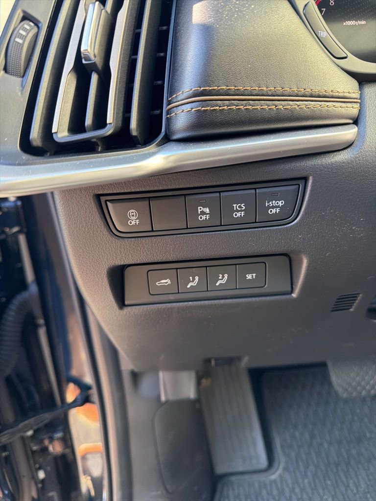 Used 2025 MAZDA CX-90 3.3 Turbo S w/ Premium Package image 17