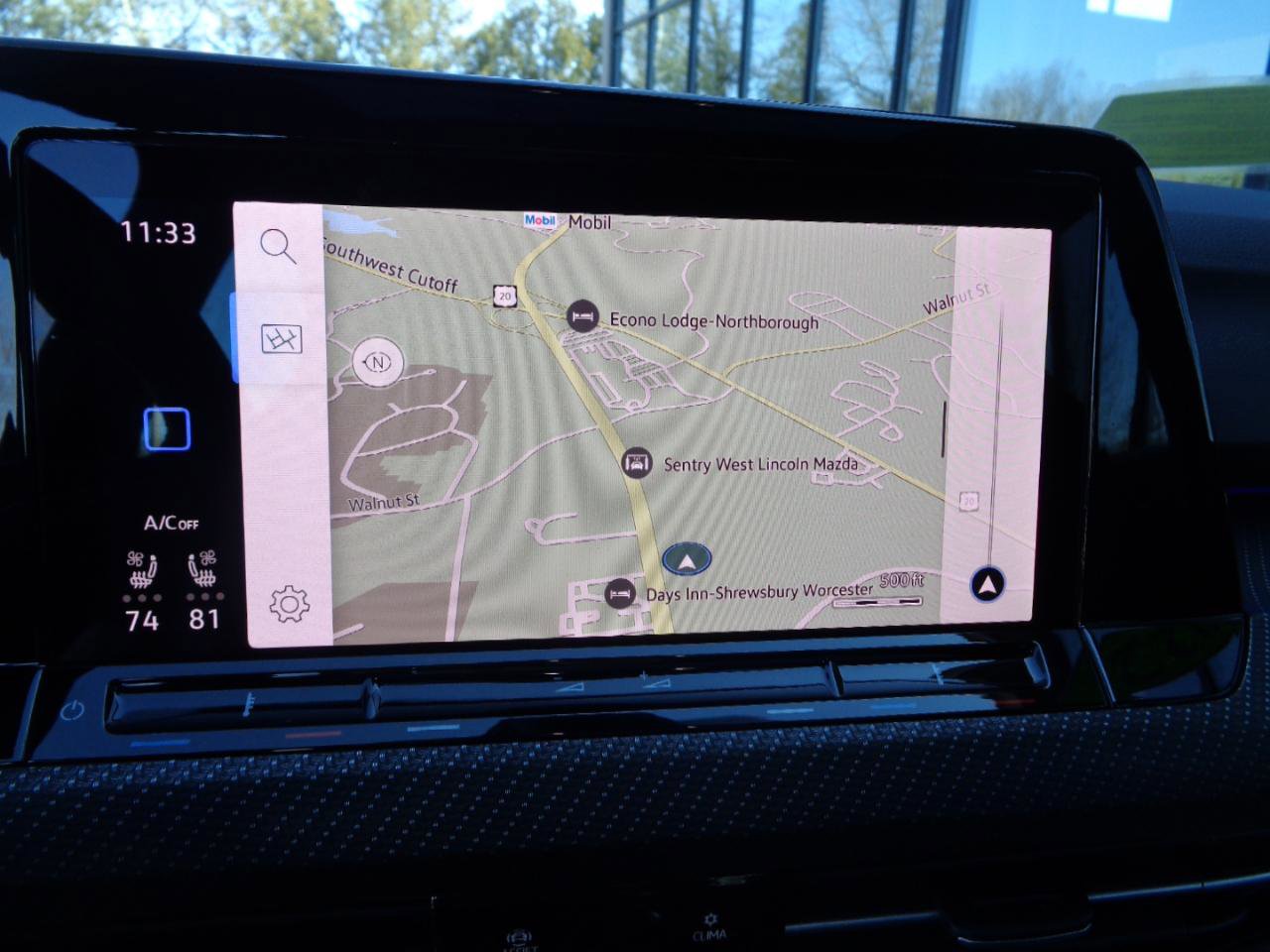 Used 2022 Volkswagen Golf R image 13