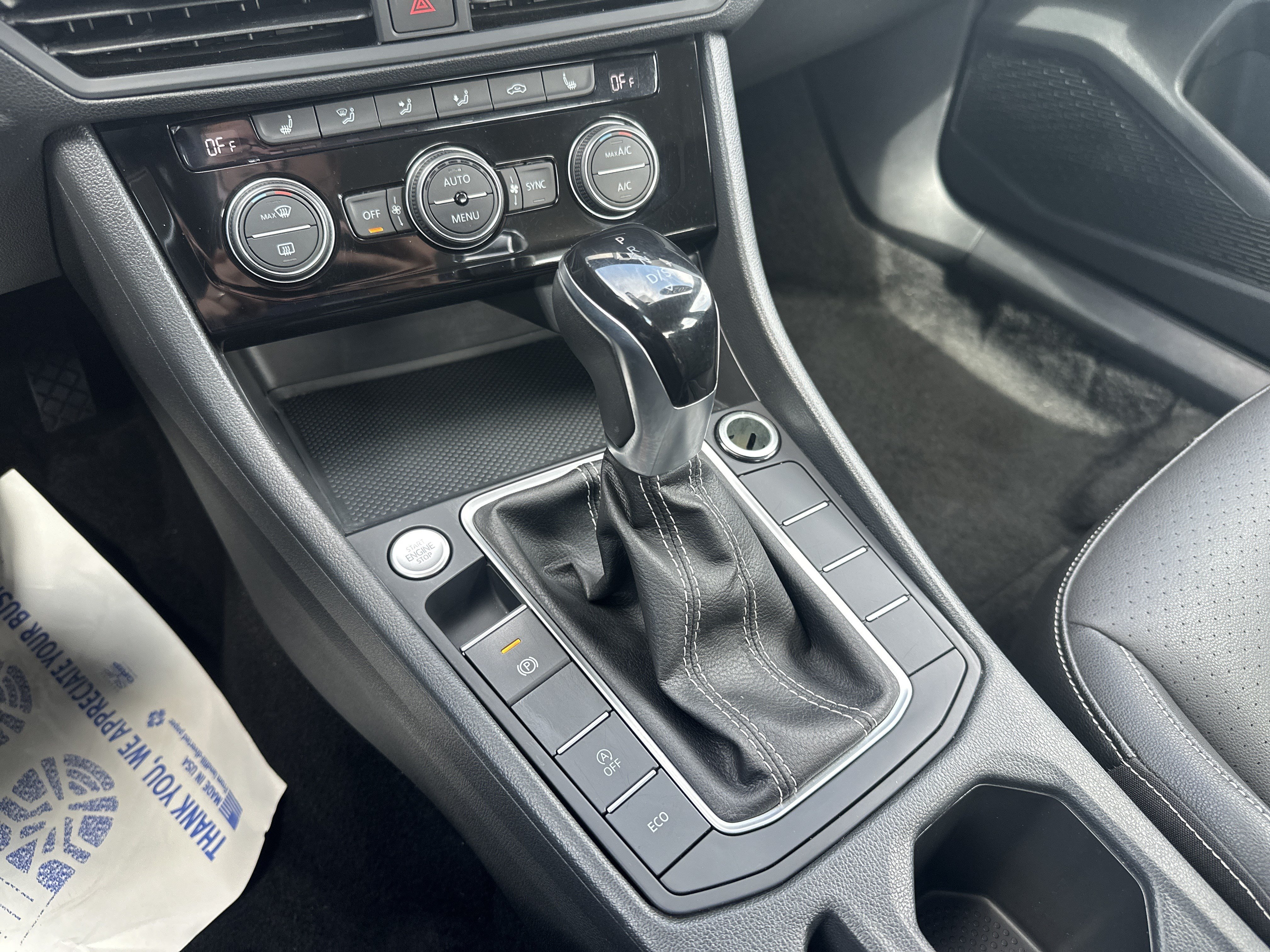 Used 2024 Volkswagen Jetta SE FWD image 13