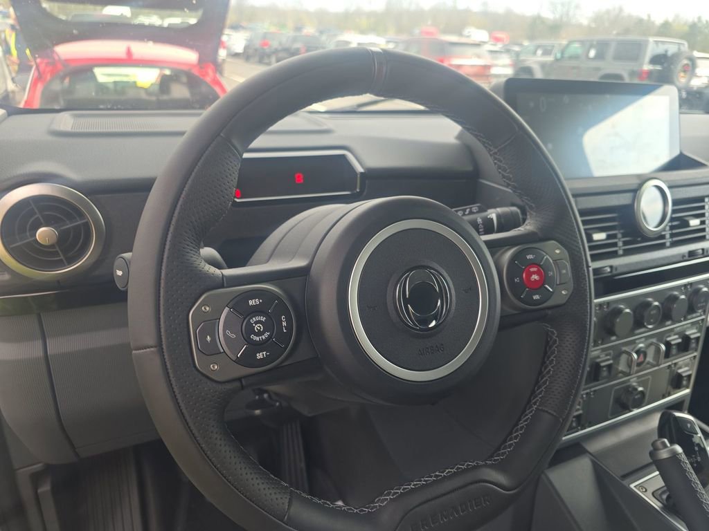 Used 2025 INEOS Grenadier Fieldmaster Edition image 18