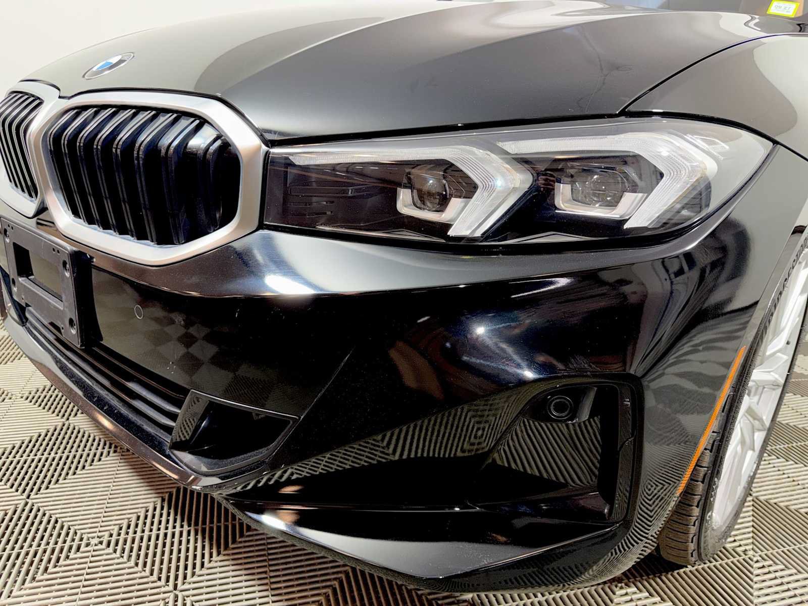 Used 2024 BMW 330i xDrive Sedan w/ Premium Package AWD/4WD image 26