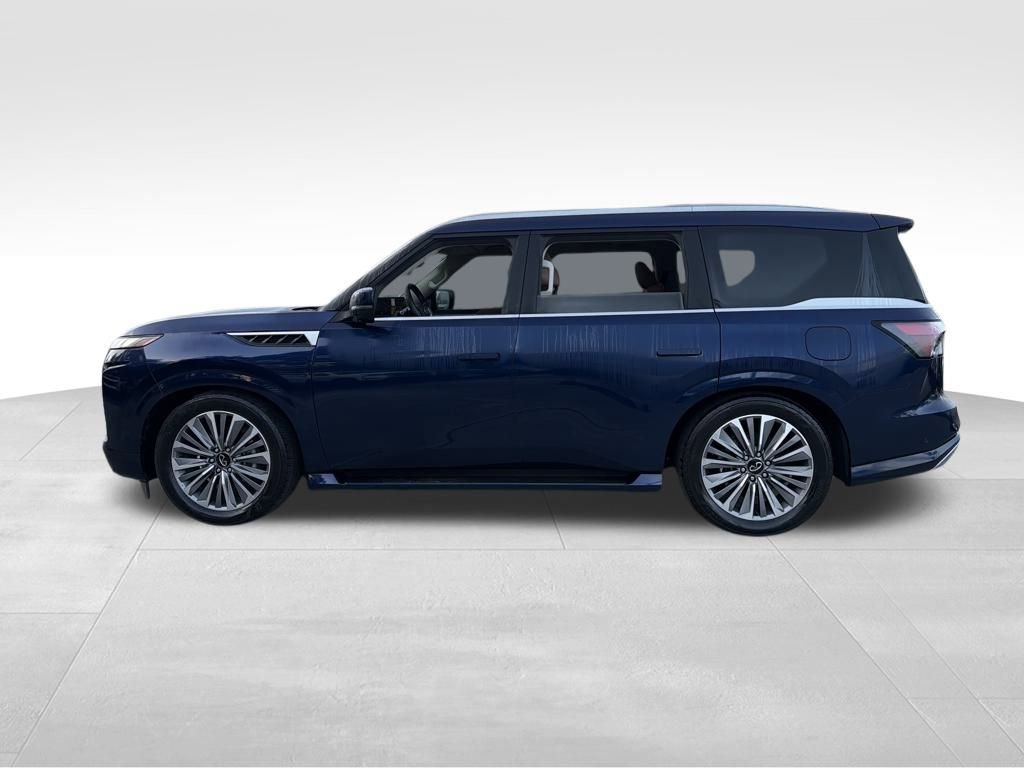 Used 2025 INFINITI QX80 Sensory image 4