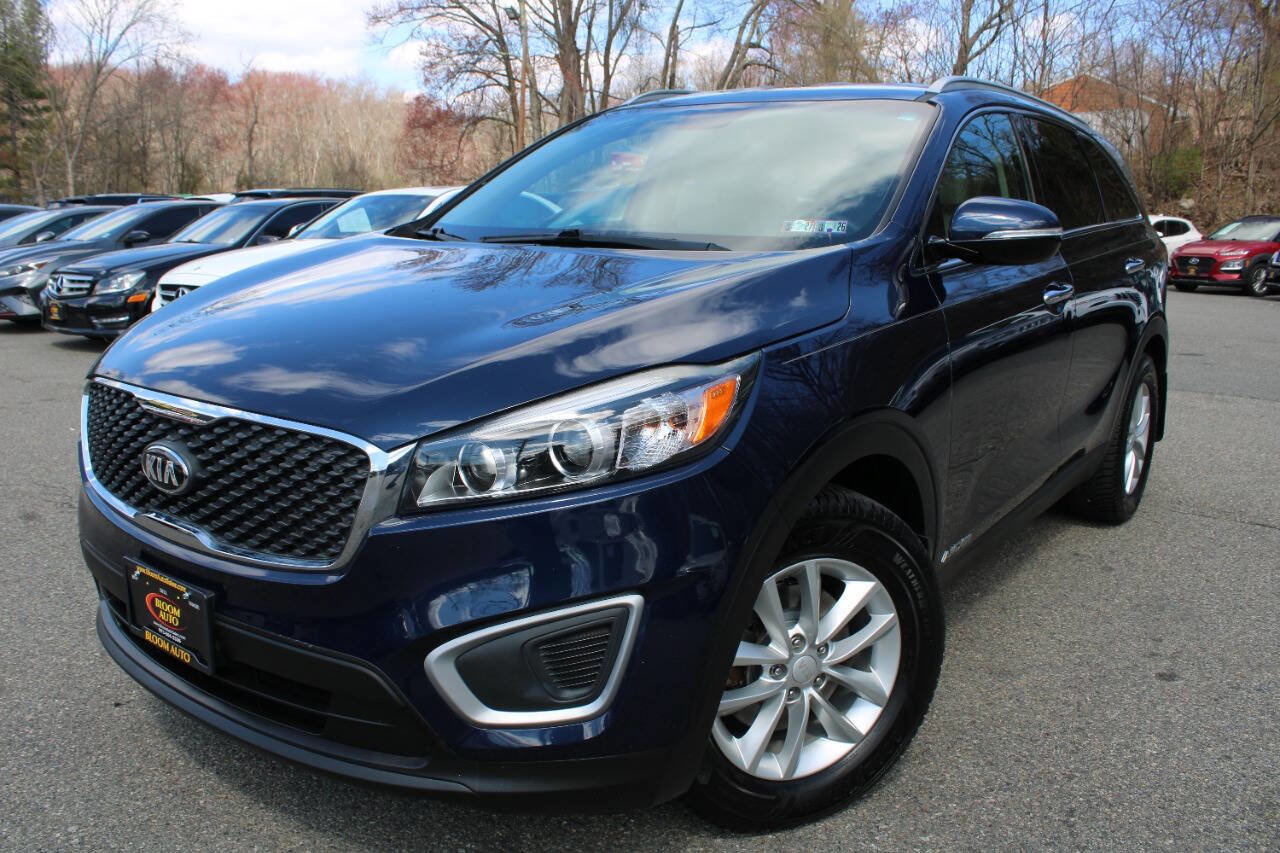 Used 2018 Kia Sorento LX image 1
