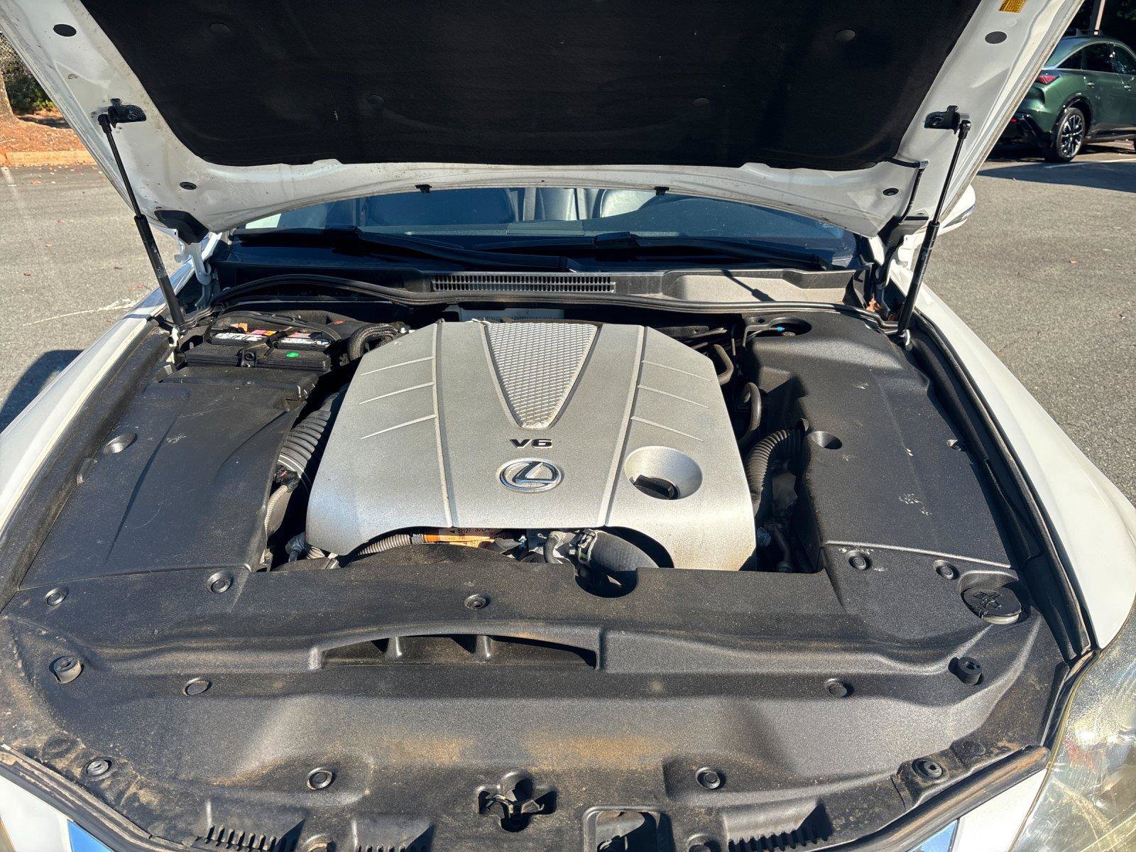 Used 2013 Lexus IS 350C w/ Luxury Pkg RWD image 9
