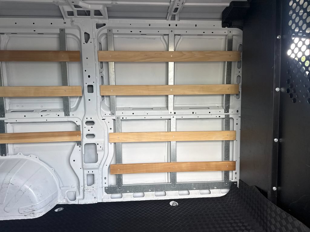 Used 2025 RAM ProMaster 2500 w/ U-Haul Equipment Group FWD image 21