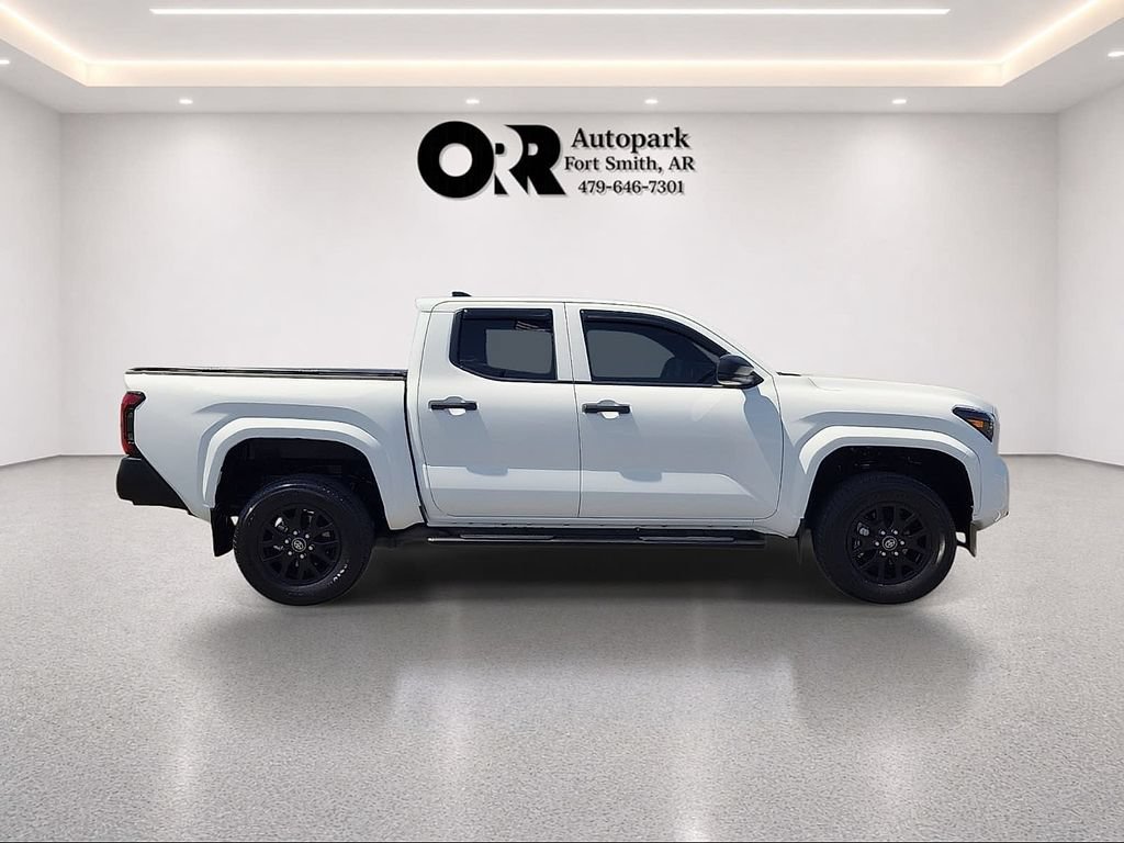 Used 2024 Toyota Tacoma SR AWD/4WD image 6