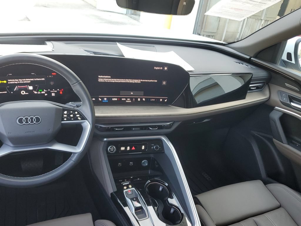Certified 2025 Audi Q5 Premium w/ Premium Plus AWD/4WD image 21