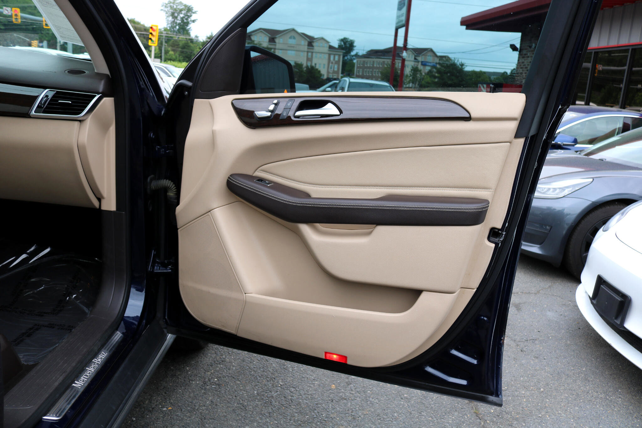 Used 2016 Mercedes-Benz GLE 350 RWD 4dr GLE 350 w/ Premium Package image 49