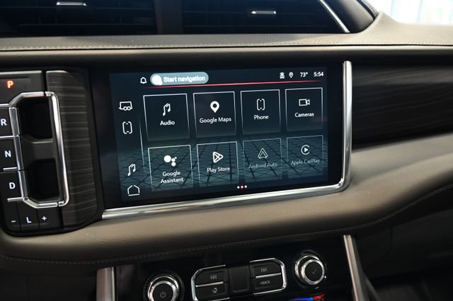 Used 2022 GMC Yukon Denali AWD/4WD image 16