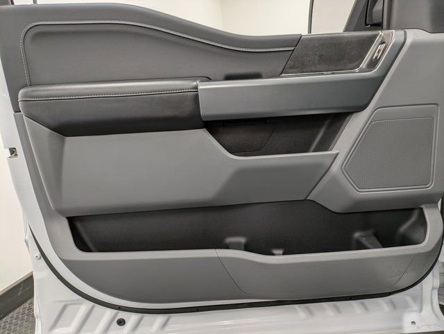 Used 2024 Ford F150 XLT w/ Mobile Office Package image 8
