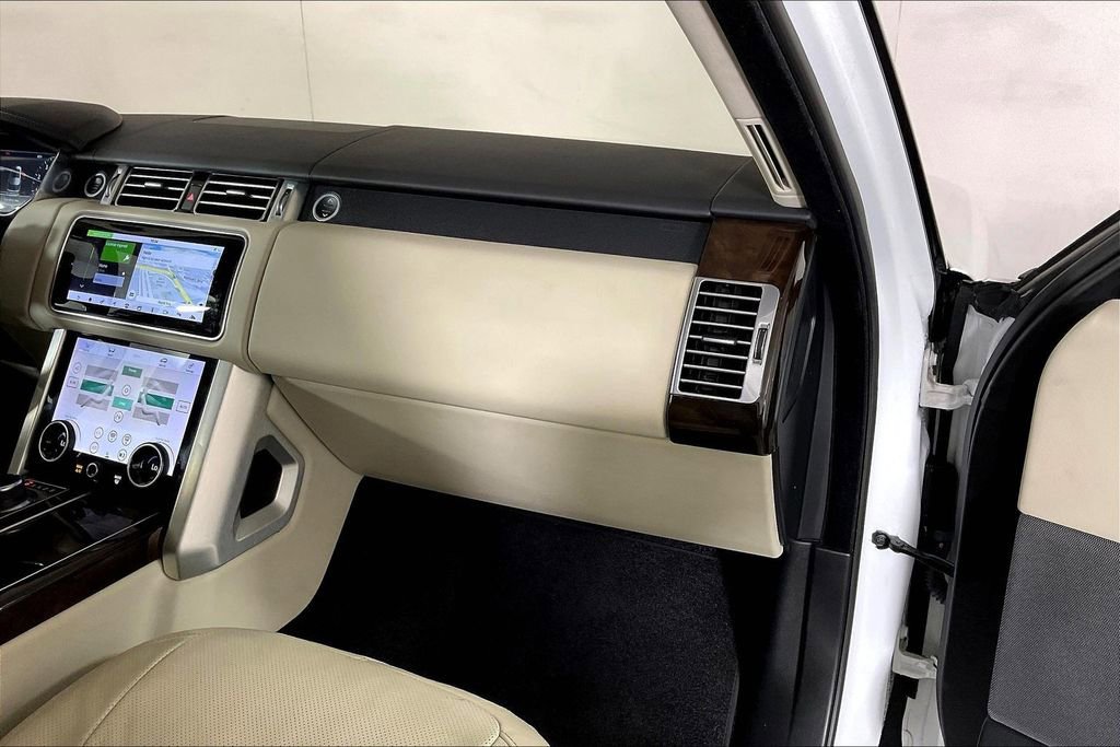 Used 2022 Land Rover Range Rover Westminster Edition image 16