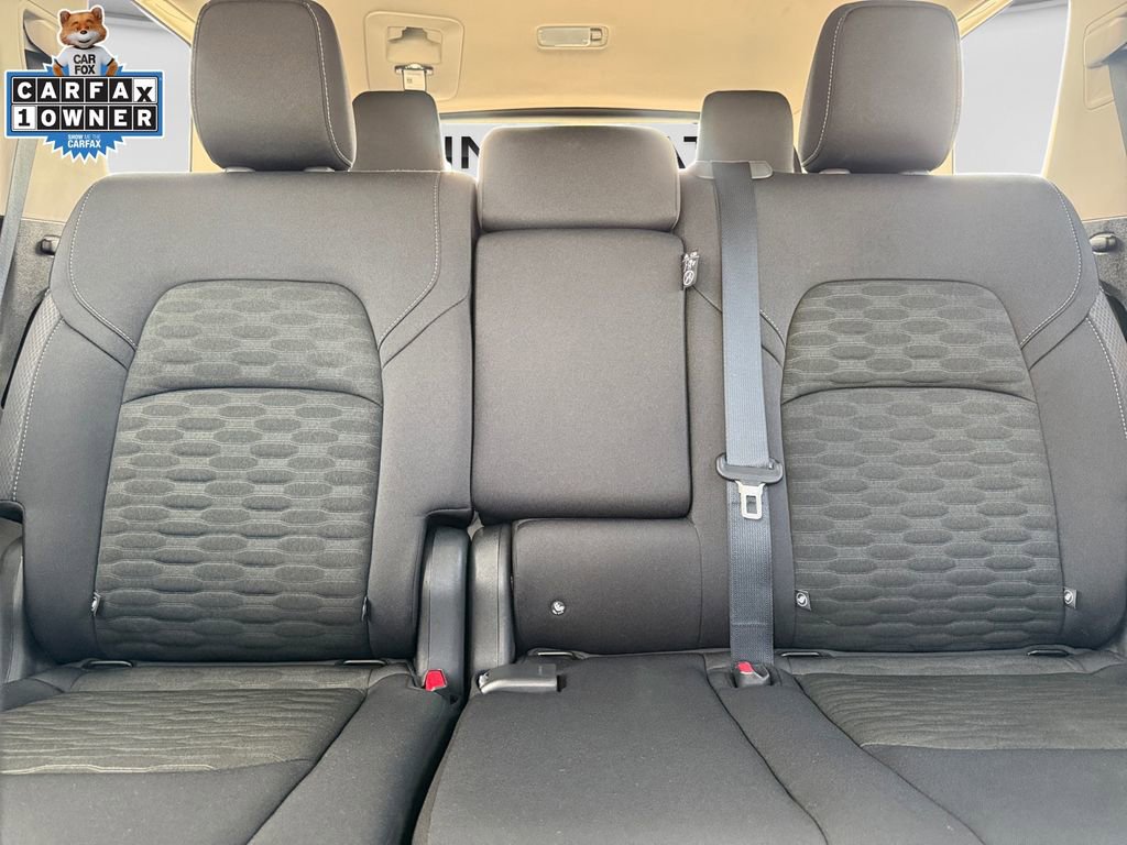 Certified 2025 Nissan Pathfinder SV image 16