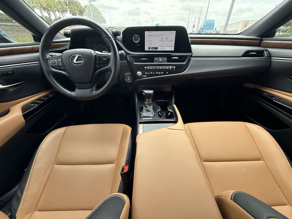 Used 2024 Lexus ES 350 w/ Premium Package FWD image 19