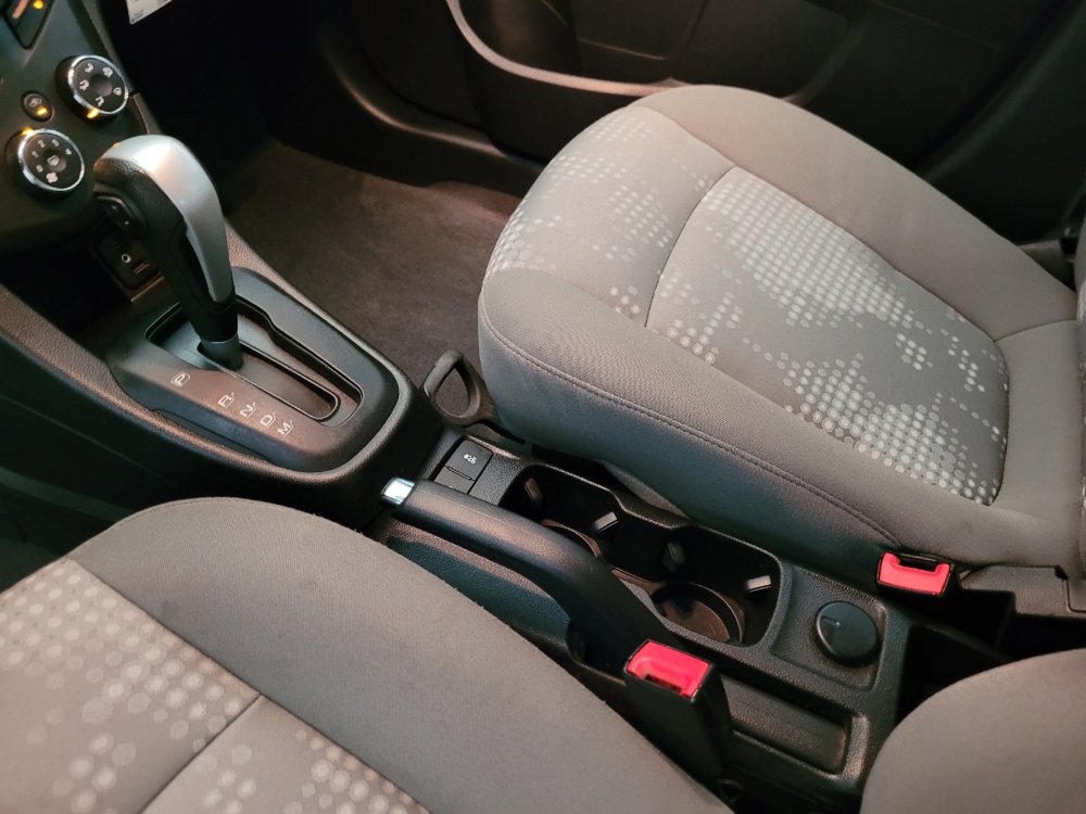 Used 2020 Chevrolet Sonic LT FWD image 26