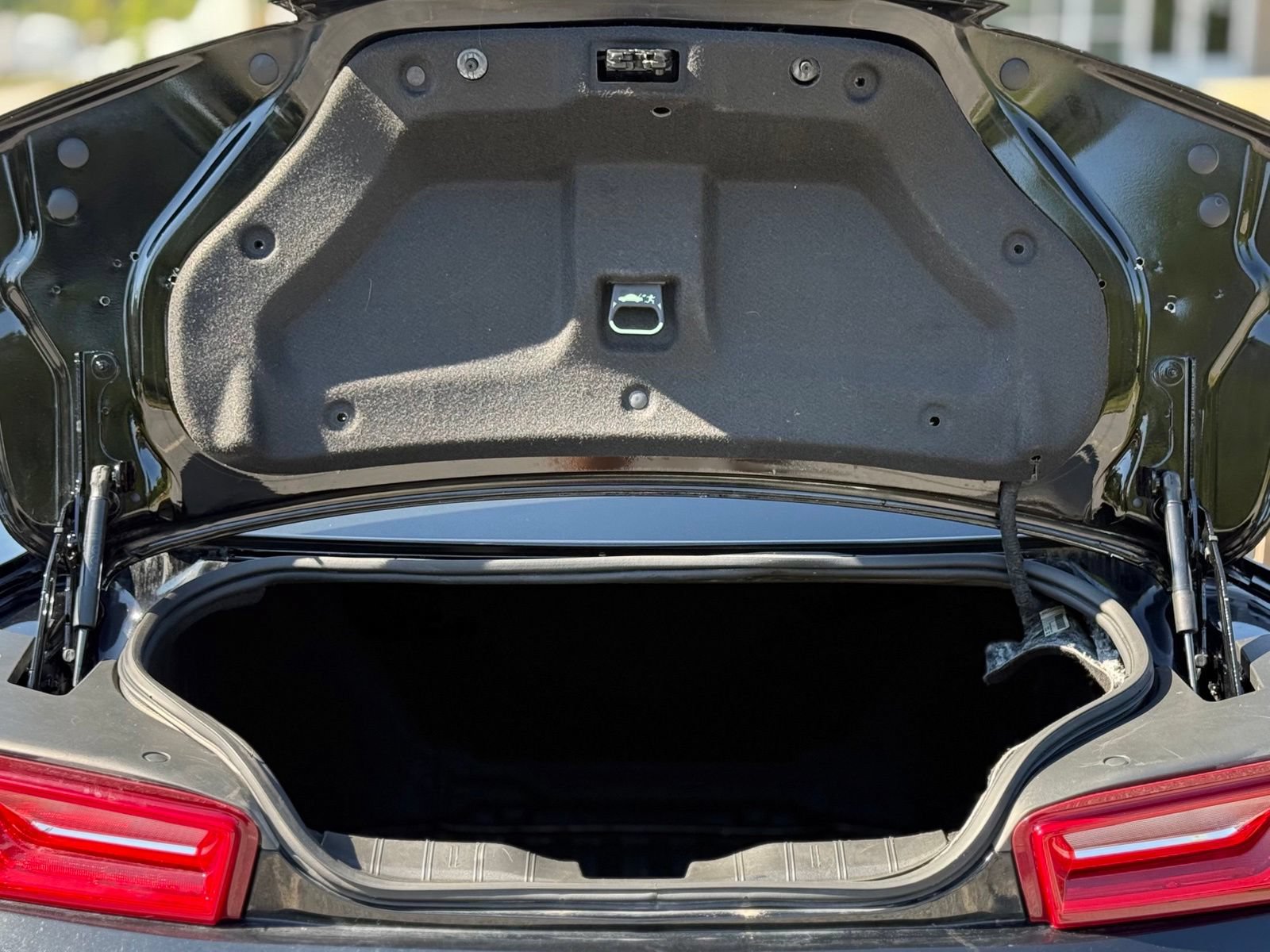 Used 2017 Chevrolet Camaro LT RWD image 46