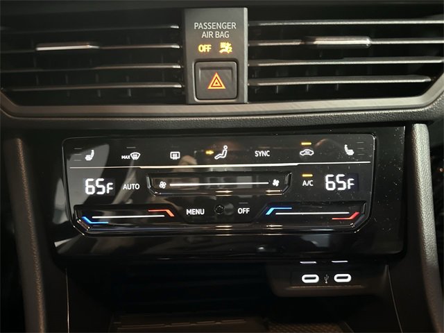 New 2025 Volkswagen Jetta SE image 17