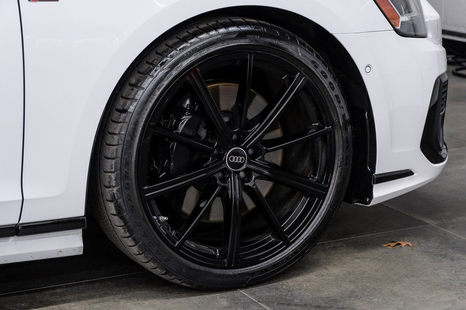 Used 2022 Audi A8 L 3.0T w/ Luxury Package image 70