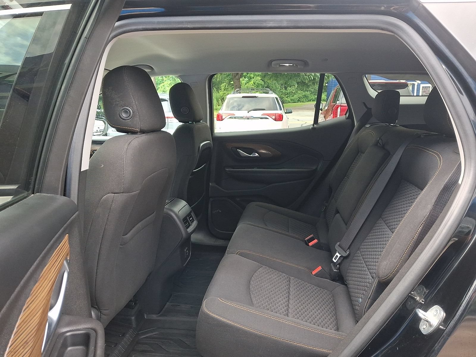 Used 2020 GMC Terrain SLE w/ Driver Convenience Package AWD/4WD image 10