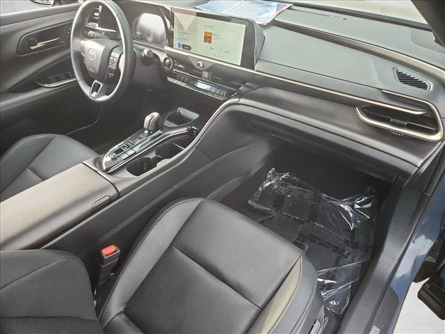 Certified 2026 Toyota Crown AWD/4WD image 28