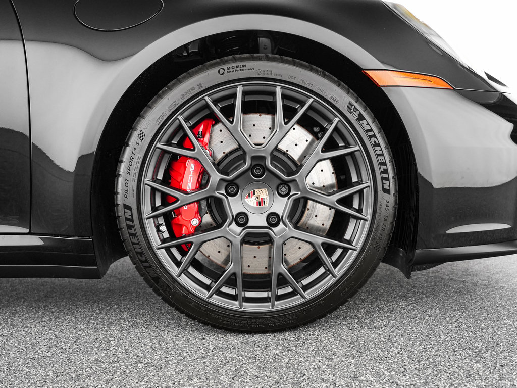 Used 2026 Porsche 911 Targa 4S w/ Sport Chrono Package AWD/4WD image 36