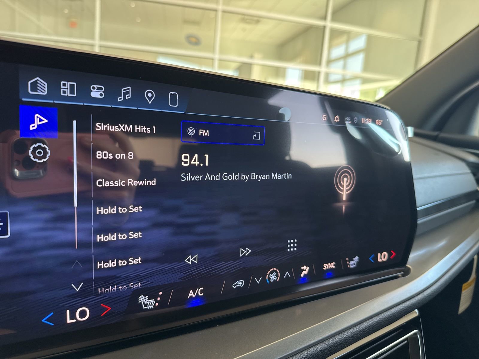 New 2026 Chevrolet Traverse LT w/ Driver Confidence Package image 33