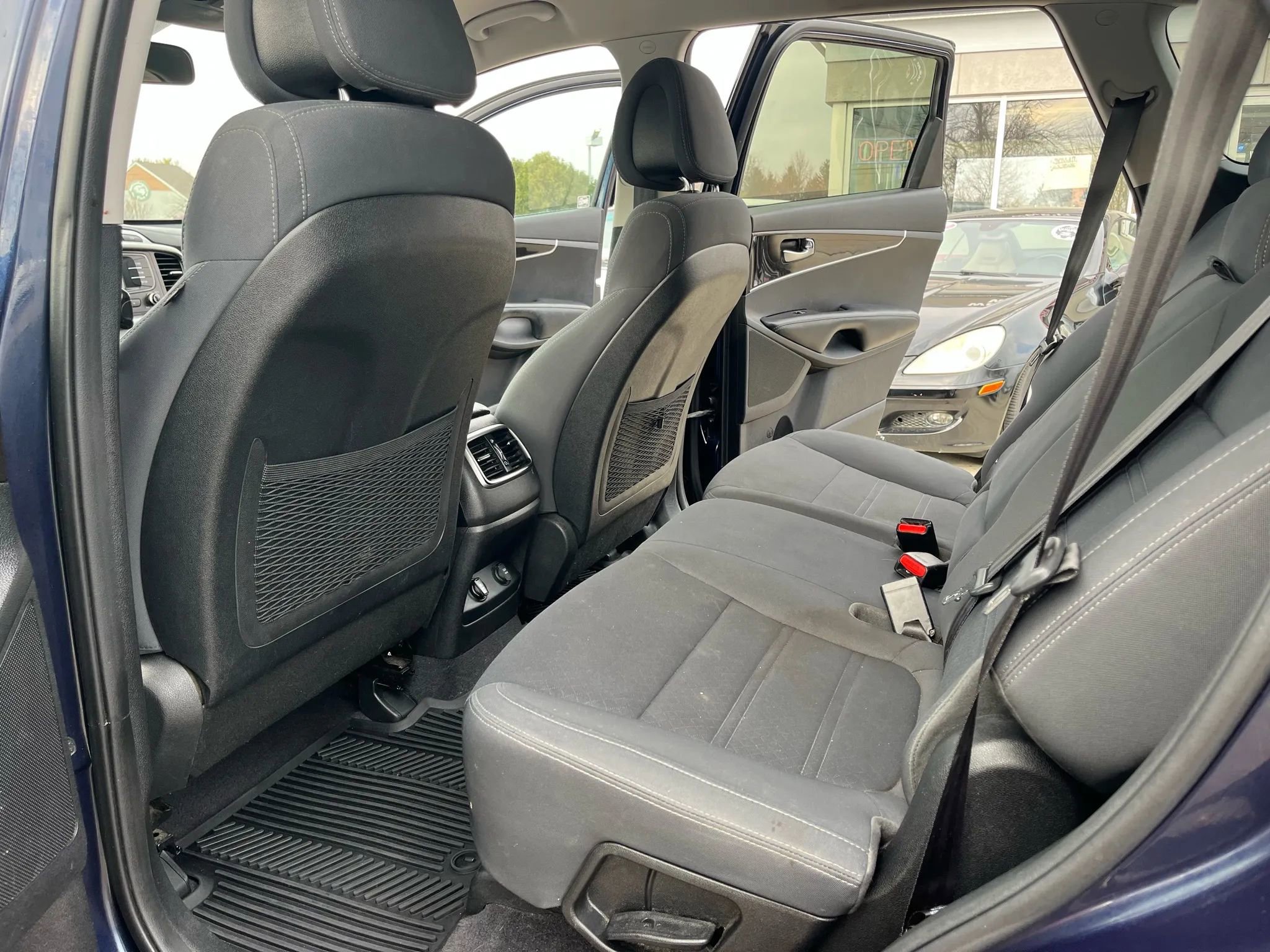 Used 2016 Kia Sorento LX image 20