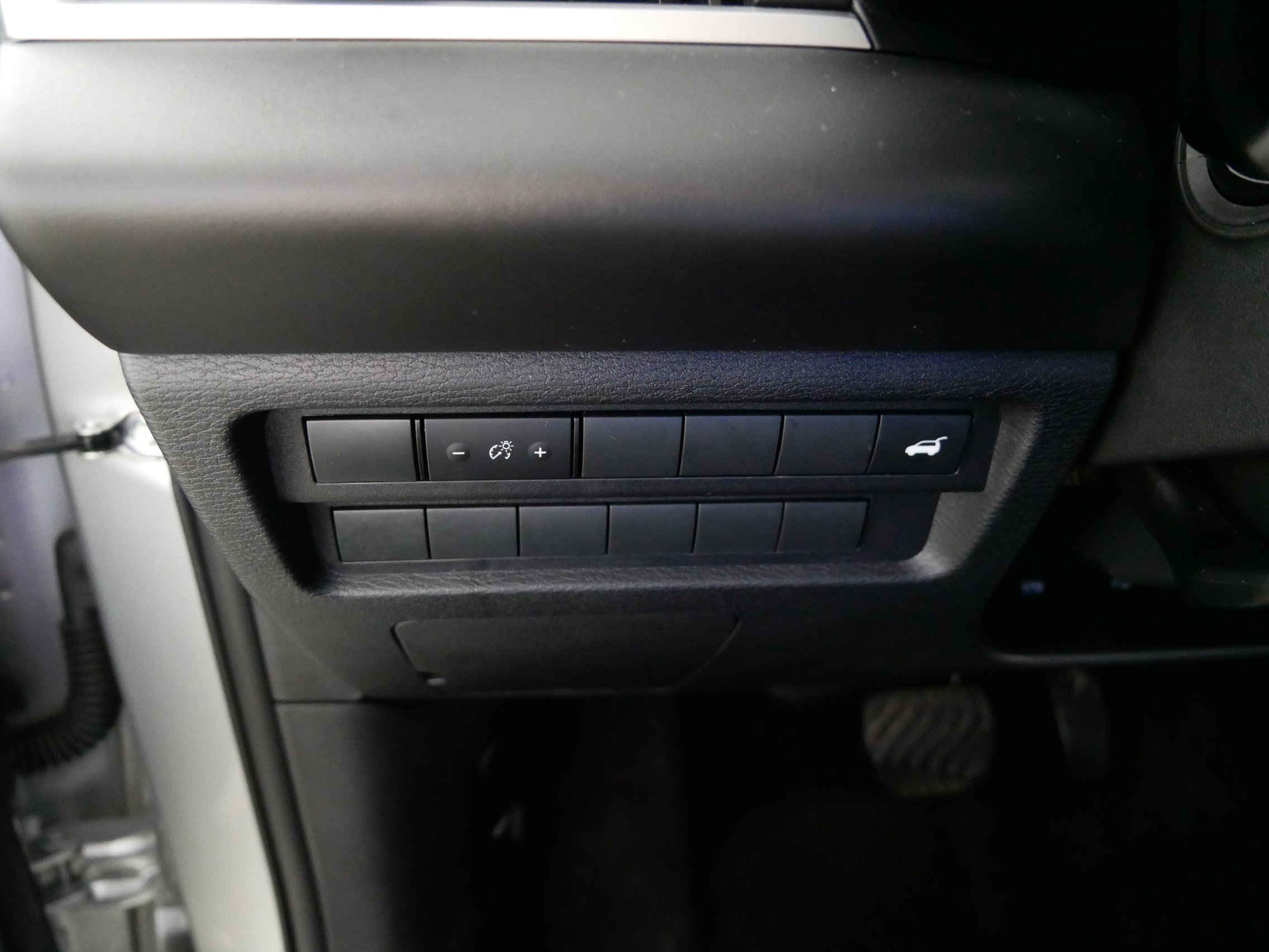Used 2025 Mitsubishi Outlander SE image 26
